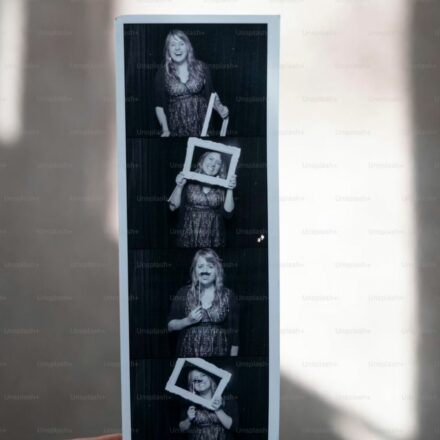 Galeria realizacji wydarzenia - Jakie gadżety i rekwizyty wybrać do fotobudki, aby ożywić zdjęcie?
